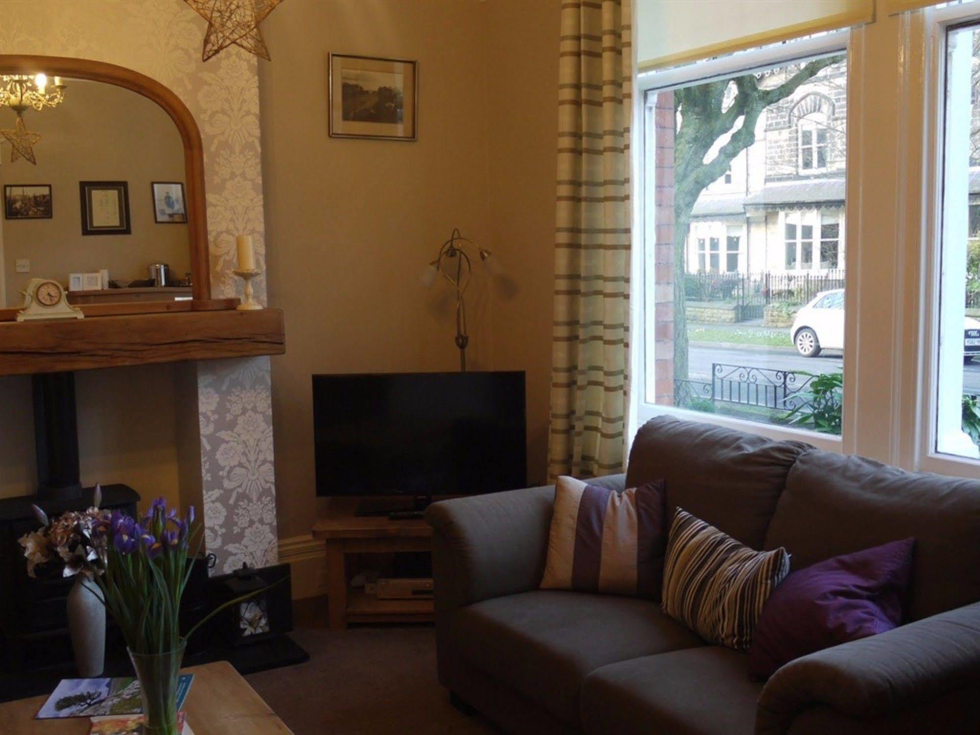Acorn Lodge Harrogate Exteriör bild
